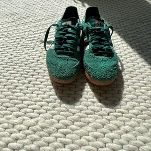 Samba sneakers